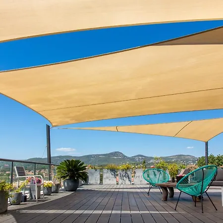 Very Large Design Cocoon With Beautiful Sea View 公寓 *